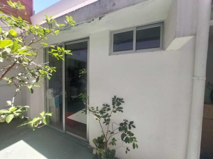 Casa amplia de 5 habitaciones con uso comercial y gran potencial #26-1668 GS en Calle Blancos, Goicoechea, San José — $325,000