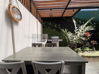 Casa moderna con Smart Home en Santo Domingo de Heredia en San Miguel, Santo Domingo, Heredia — $265,000 - Foto 5 de 9