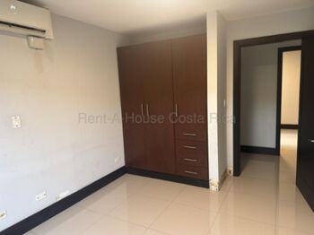 Venta de Apartamento en Santa Ana-Brasil. RAH 26-1696 in Brasil, Santa Ana, San José — $195,000 - Photo 4 of 16