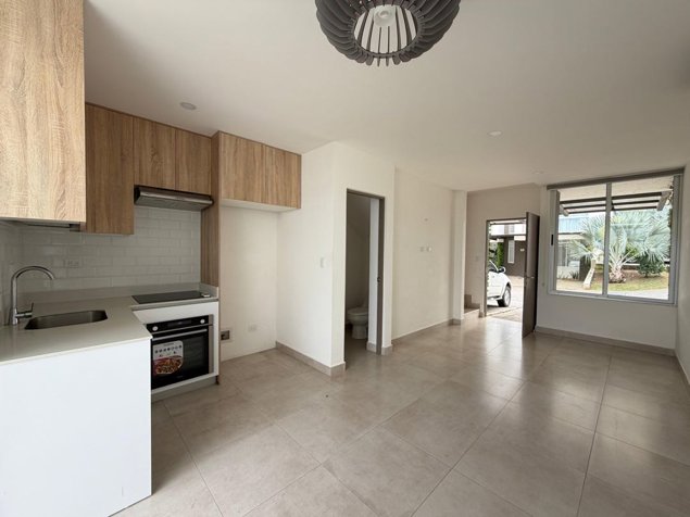ALQUILER EN VISTAS DE SANTA ANA in Santa Ana, San José — $1,150 - Photo 2 of 16