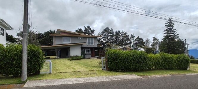 Venta de Casa en Oreamuno de Cartago. RAH 26-364 en San Rafael, Oreamuno, Cartago — $725,000
