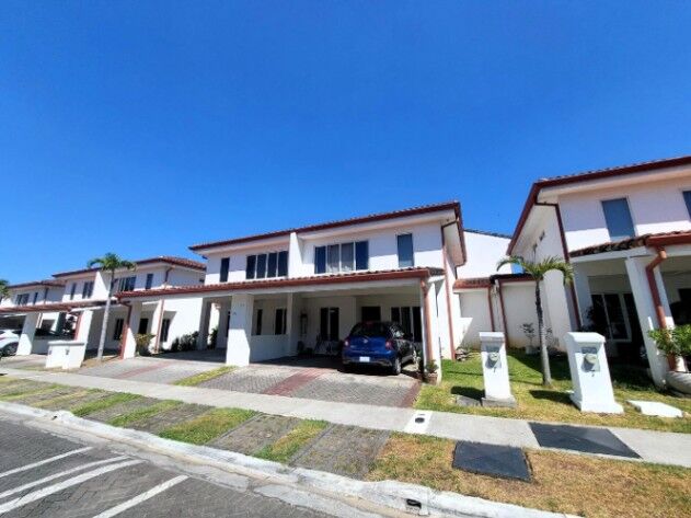 Venta de Casa en Mora-Colôn, San José. RAH 25-1588 in Colón, Mora, San José — $215,000