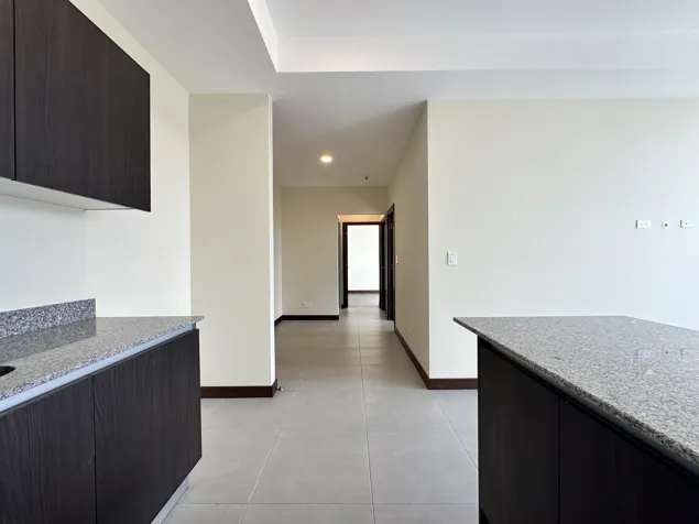 VENTA DE APARTAMENTOS EN TORRE LOS YOSES, SAN PEDRO en San Pedro, Montes De Oca, San José — $185,500 - Foto 3 de 12