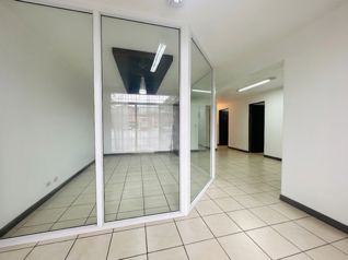 Alquiler de Local Esquinero Montes de Oca, San Pedro in San Rafael, Escazú, San José — 825 000 ₡ - Photo 5 of 15