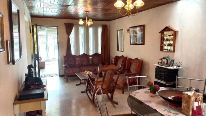 Venta de Casa en Moravia-San Vicente. RAH 25-47 in San Vicente, Moravia, San José — ₡ 175 000 000