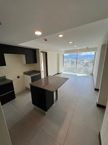 Se Alquila (Alquiler) Apartamento Torre Yoses, Cod RA 1563 en Carmen, San José — $1,300