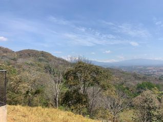 Grande casa en finca de 5 Hec in Atenas, Alajuela — $1,400,000 - Photo 5 of 53