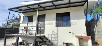 Venta de Casa en Santa Crúz-27 de Abril. RAH 26-2245 in Veintisiete De Abril, Santa Cruz, Guanacaste — $160,000 - Photo 5 of 9