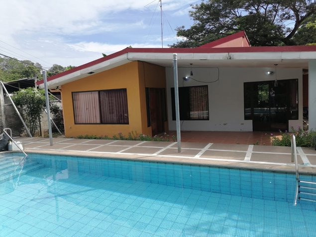 Venta de casa Playa Tivives, Puntarenas en Tárcoles, Garabito, Puntarenas — ₡ 79 000 000
