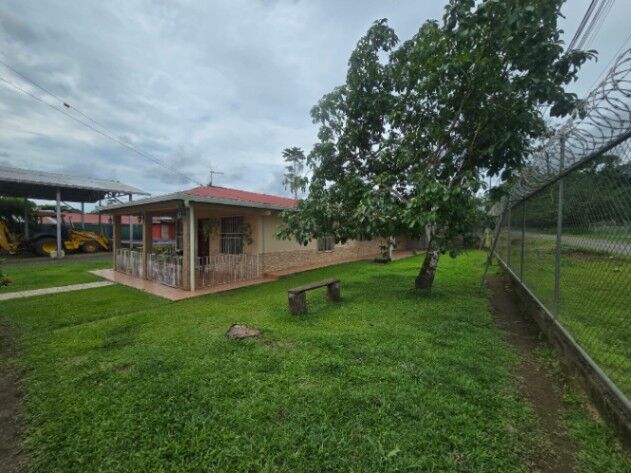 Venta de casa, Guápiles, Pococí, San Rafael (La Colonia),💰Precio de venta: ₡75.000.000 (Solo venta) en La Colonia, Pococí, Limón — ₡ 75 000 000