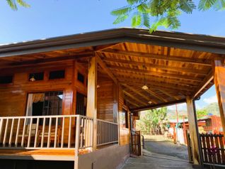 SE VENDE LOTE CON DOS HERMOSAS CASAS EN ATENAS, ALAJUELA en Atenas, Alajuela — $178,000 - Foto 2 de 27