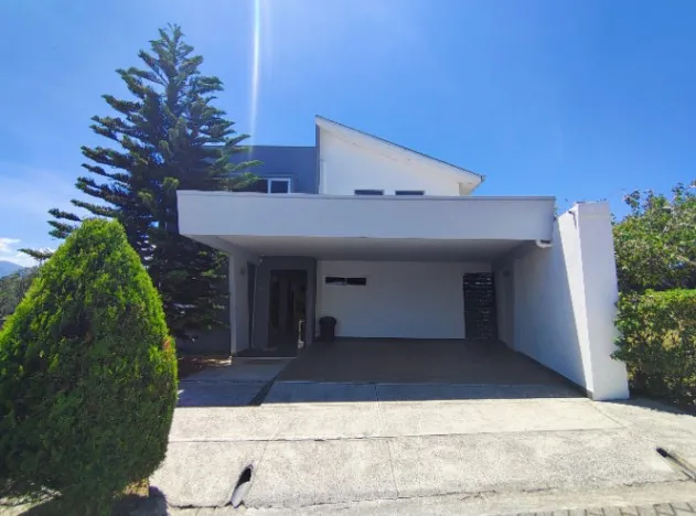 Hermosa casa moderna en exclusivo condominio – Alajuela   26-1576 en Río Segundo, Alajuela — $325,000