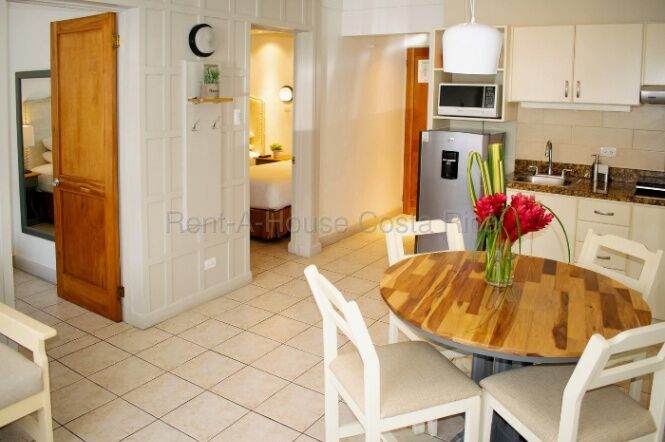 Alquiler apartamento amueblado 2 hab cerca parque y servicios #26-507 GS en Mata Redonda, San José — $1,100