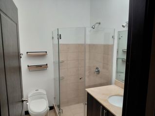 CASA FAMILIAR EN ALQUILER | SAN ANTONIO DE ESCAZÚ en San Antonio, Escazú, San José — $2,000 - Foto 5 de 39