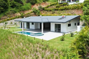 Casa Nueva de Una Planta en Venta, Atenas – Vistas Panorámicas en Jesús, Atenas, Alajuela — $735,000 - Foto 3 de 48