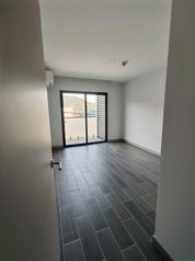 Escaz Apartamento en Venta. Nueno lujo in San Rafael, Escazú, San José — $475,000 - Photo 3 of 13