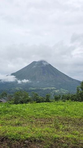 Vista 360 sin Bloqueos perfecta para Airbnb a 14min de La Fortuna en La Fortuna, San Carlos, Alajuela — ₡ 80 000 000