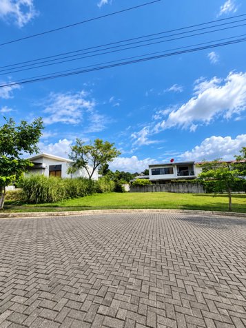 Terreno en venta en condominio Montezuma en Grecia, Alajuela — ₡ 33 500 000
