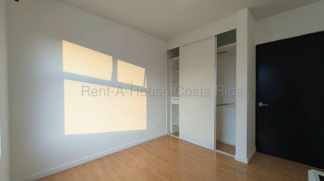 Alquiler apartamento 2 habitaciones con balcón y amenidades tipo club #26-1824 GS in Granadilla, Curridabat, San José — $1,200