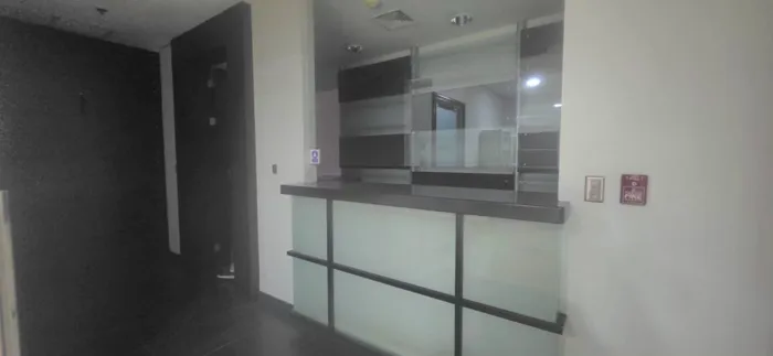 ALQUILER DE OFICINA, SAN JOSÉ, SANTA ANA, PARQUE EMPRESARIAL FORUM 1 en Santa Ana, San José — $4,101 - Foto 2 de 19