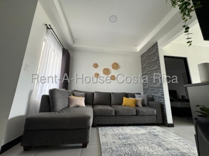 Venta Casa Guarco Tejar 26-1466 in El Tejar, El Guarco, Cartago — $160,000