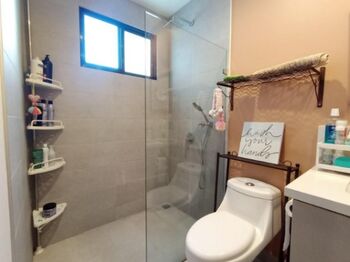 Venta de Casa en Mata de Plátano-Goicoechea. en Mata de Plátano, Goicoechea, San José — 170 000 000 ₡ - Foto 5 de 20