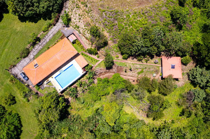Private Home and Guest Home with Views in Atenas, Alajuela — $749,000 - Photo 3 of 31