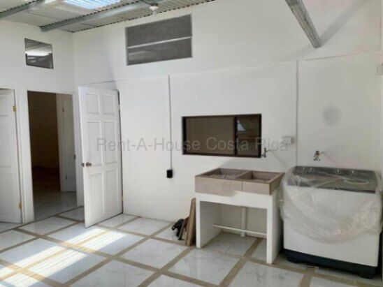 Venta de Apartamentos tipo estudio totalmente nuevos en Cartago en Guadalupe, Cartago — ₡ 97 000 000
