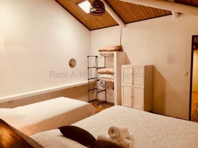 Venta de Casa en Turrialba-Santa Cruz de Cartago. en Santa Cruz, Turrialba, Cartago — $510,000