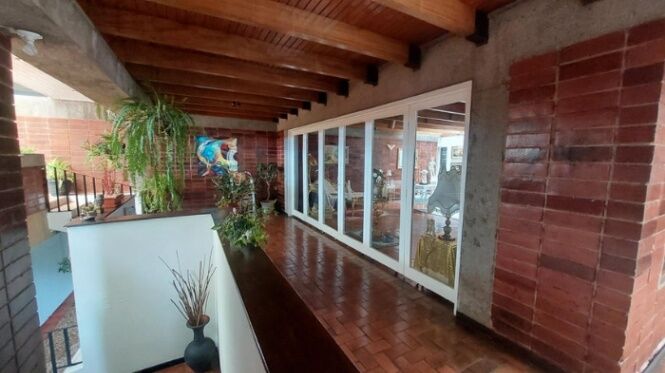 Se vende espaciosa casa para inversión en Montelimar 25-1730 en Calle Blancos, Goicoechea, San José — $325,000