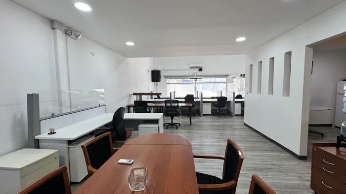 Venta/Alquiler de Local Comercial en Guachipelín, Escazú (AD) in San Rafael, Escazú, San José — $2,300 - Photo 3 of 13