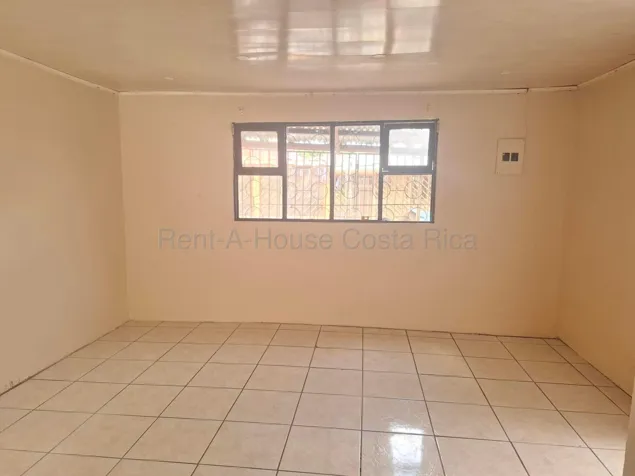 Venta de Casa en Hatillo con Excelente Ubicación #27-777 GS en Hatillo, San José — $98,500 - Foto 3 de 8