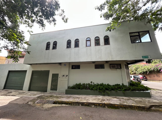 VENTA DE EDIFICIO CON OFICINAS Y APARTAMENTO - ARANJUEZ, SAN JOSÉ en Carmen, San José — $415,000 - Foto 2 de 20