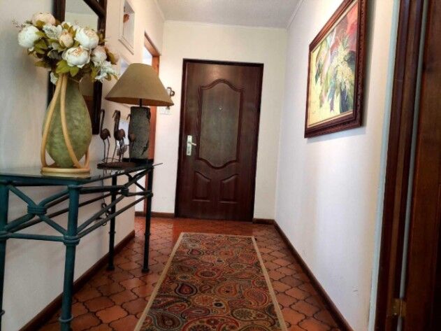 Se vende casa en La Sabana San José 26-26-998 in Mata Redonda, San José — $350,000 - Photo 2 of 24