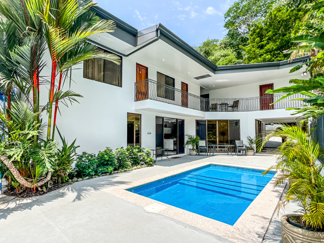 Venta de Casa de Inversión Vacacional en Punta Leona en Tárcoles, Garabito, Puntarenas — $350,000