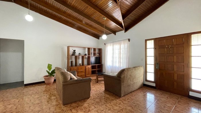 House for Sale in Los Angeles of Grecia en Grecia, Alajuela — ₡ 140 000 000 - Foto 3 de 24