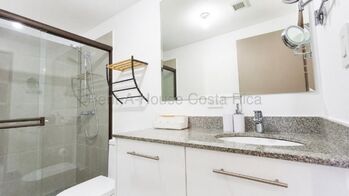 Alquiler de Apartamento AMUEBLADO en Granadilla de Curridabat. RAH 27-127 en Granadilla, Curridabat, San José — 450 000 ₡ - Foto 4 de 12