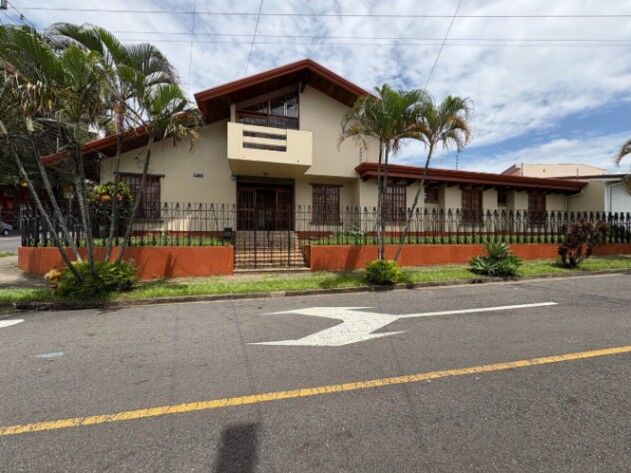 Alquiler de Casa en Alajuela. RAH 26-504 en Alajuela — $3,000