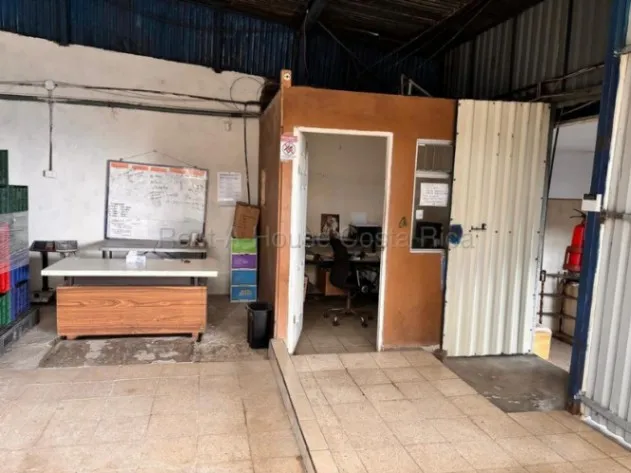Alquiler de Bodega Comercial en San Nicolás de Cartago. RAH 27-125 en San Nicolás, Cartago — ₡ 2 000 000 - Foto 3 de 6