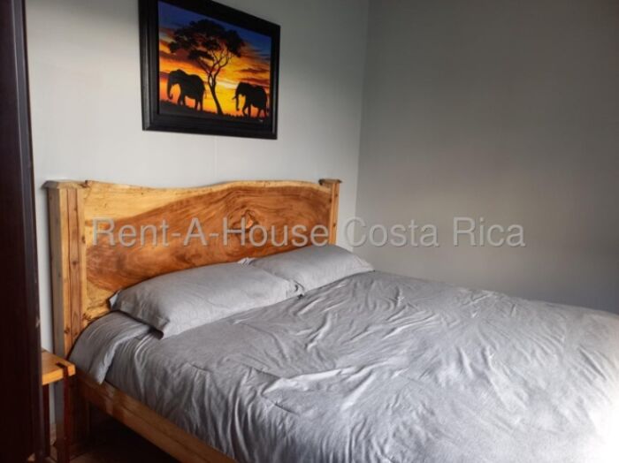 Venta de Casa en Guadalupe-Mata de Plátano. RAH 26-1417 PRECIO REBAJADO en Mata de Plátano, Goicoechea, San José — ₡ 85 000 000