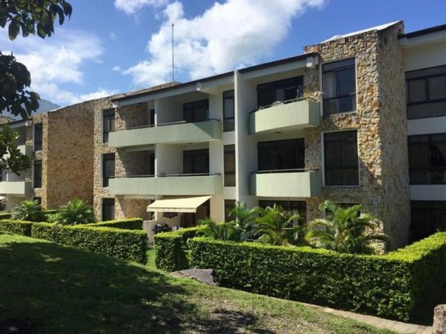 Apartamento amoblado en Avalon Country Santa Ana in Santa Ana, San José — $1,000 - Photo 3 of 17