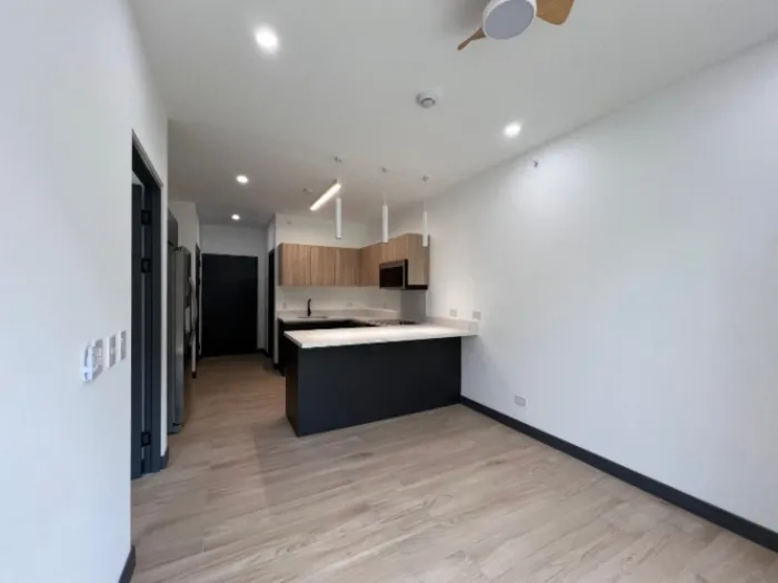 Rental of Magnificent Brand-New Apartment in Santa Ana / Mls. 26-1048 OFC JB in Santa Ana, San José — $1,300 - Photo 2 of 5