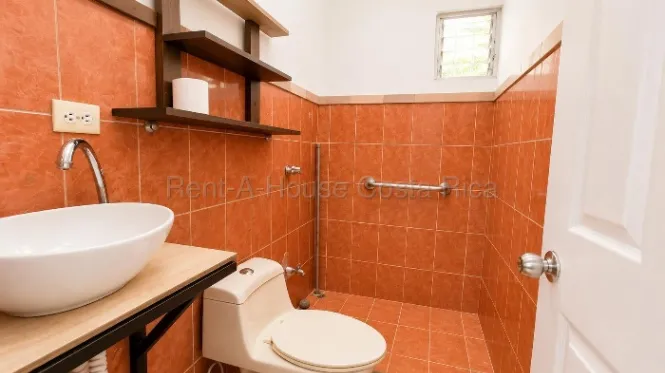 Cartago venta de casa en condominio en Aguacaliente, Cartago — ₡ 51 000 000 - Foto 2 de 15