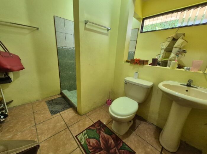 Casa de 4 cuartos en Barrio Lourdes, Perez Zeledon in San Isidro De El General, Pérez Zeledón, San José — $330,000