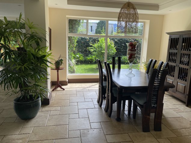 VENTA PARA INVERSIONISTA CASA AYARCO SUR COND BOUTIQUE, Cod. GU1104 in Curridabat, San José — $585,000 - Photo 3 of 30