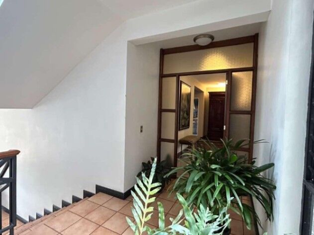 Se vende apartamento en San Rafael Escazú 26-1519 en San Rafael, Escazú, San José — $27,500