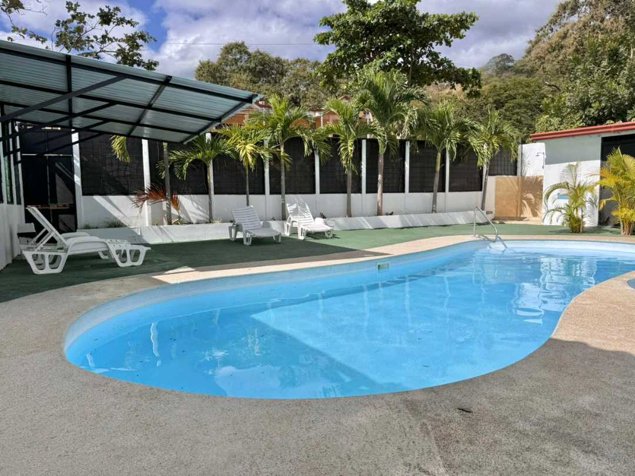 APARTAMENTO EN VILLAS NACAZCOL, SARDINAL, GUANACASTE. en Sardinal, Carrillo, Guanacaste — $1,000 - Foto 2 de 25