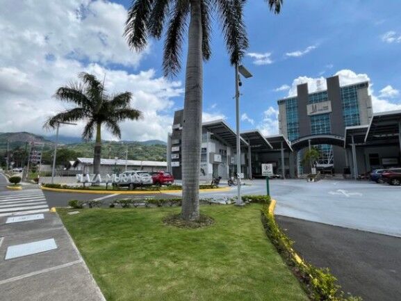 Venta de Local Comercial en Santa Ana. RAH 26-1094 en Santa Ana, San José — $270,000