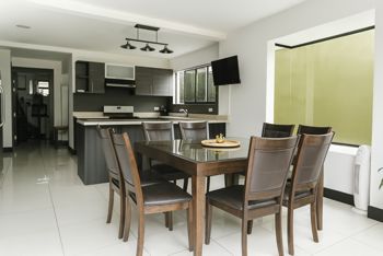 Casa en Condominio con Amenidades Completas – Pozos de Santa Ana en Pozos, Santa Ana, San José — $390,000 - Foto 3 de 15