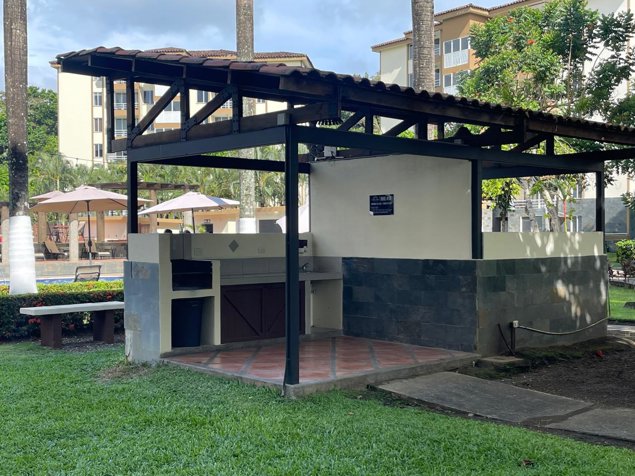 VENTA DE  apartamento en el exclusivo Condominio Costa Linda, Jaco  PUERTA CERRADA en Jacó, Garabito, Puntarenas — ₡ 86 000 000